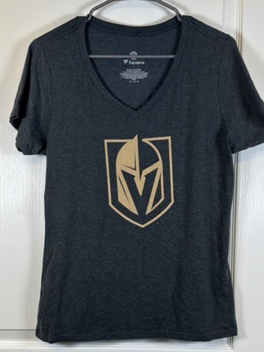 Fanatics VGK NHL Vegas Golden Knights Gray V-Neck Shirt Large EUC #SP-013